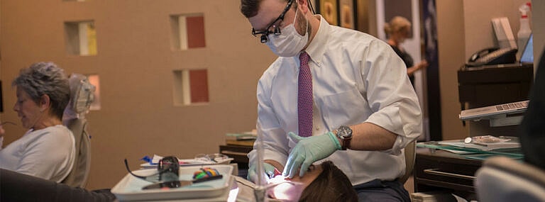 5 Simple Steps to Choosing a SureSmile Orthodontist